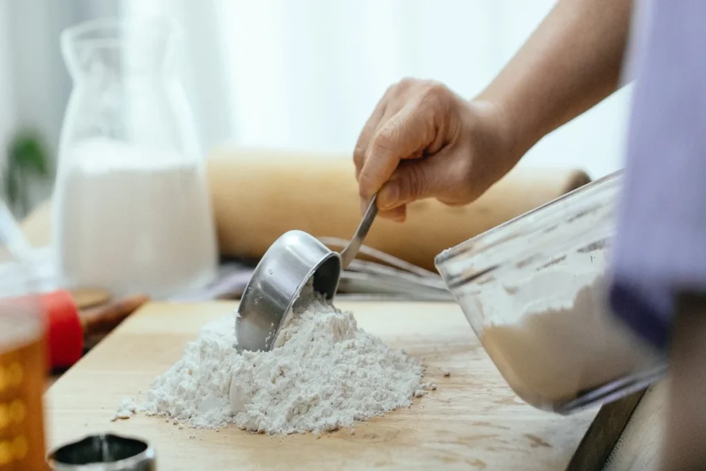 how to get rid of flour taste in cake - bakesmartly