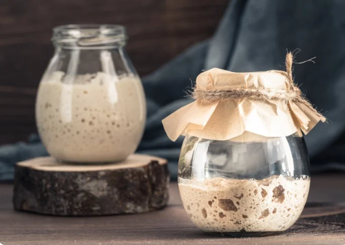 Common mistakes that lead to a sourdough starter smelling like alcohol