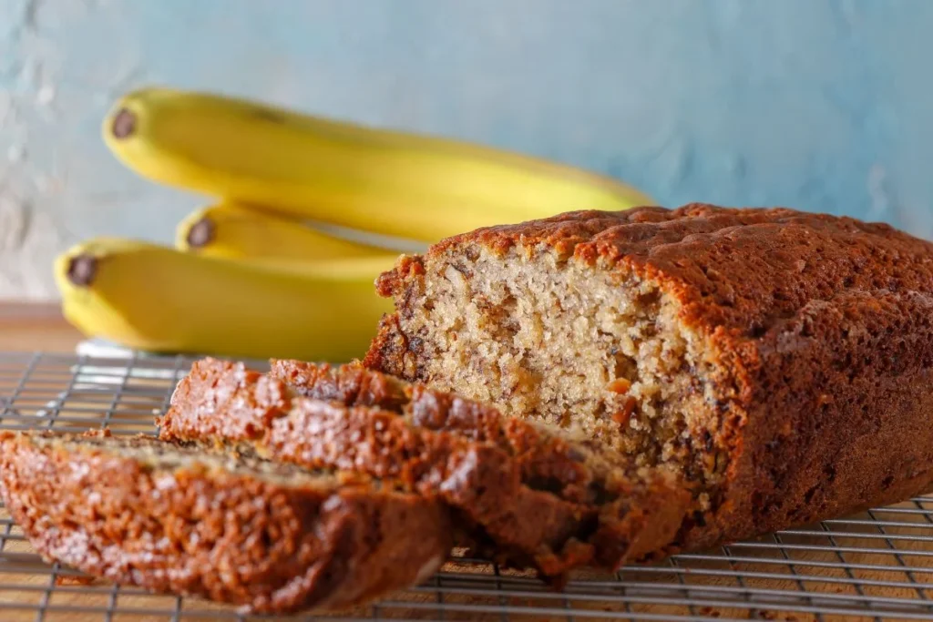 Storing and Preserving Banana Bread Made with Unripe Bananas